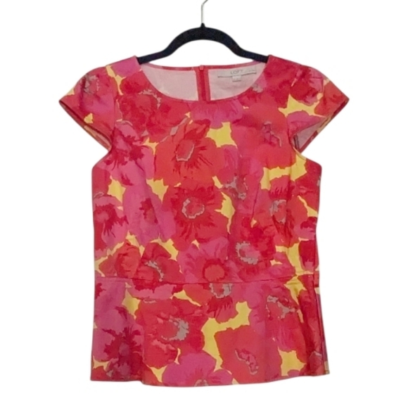 LOFT Tops - LOFT Floral Cap Sleeve Peplum Blouse, Size 6P